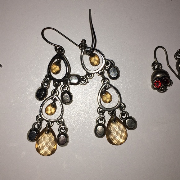 Earring bundle - Picture 3 of 5